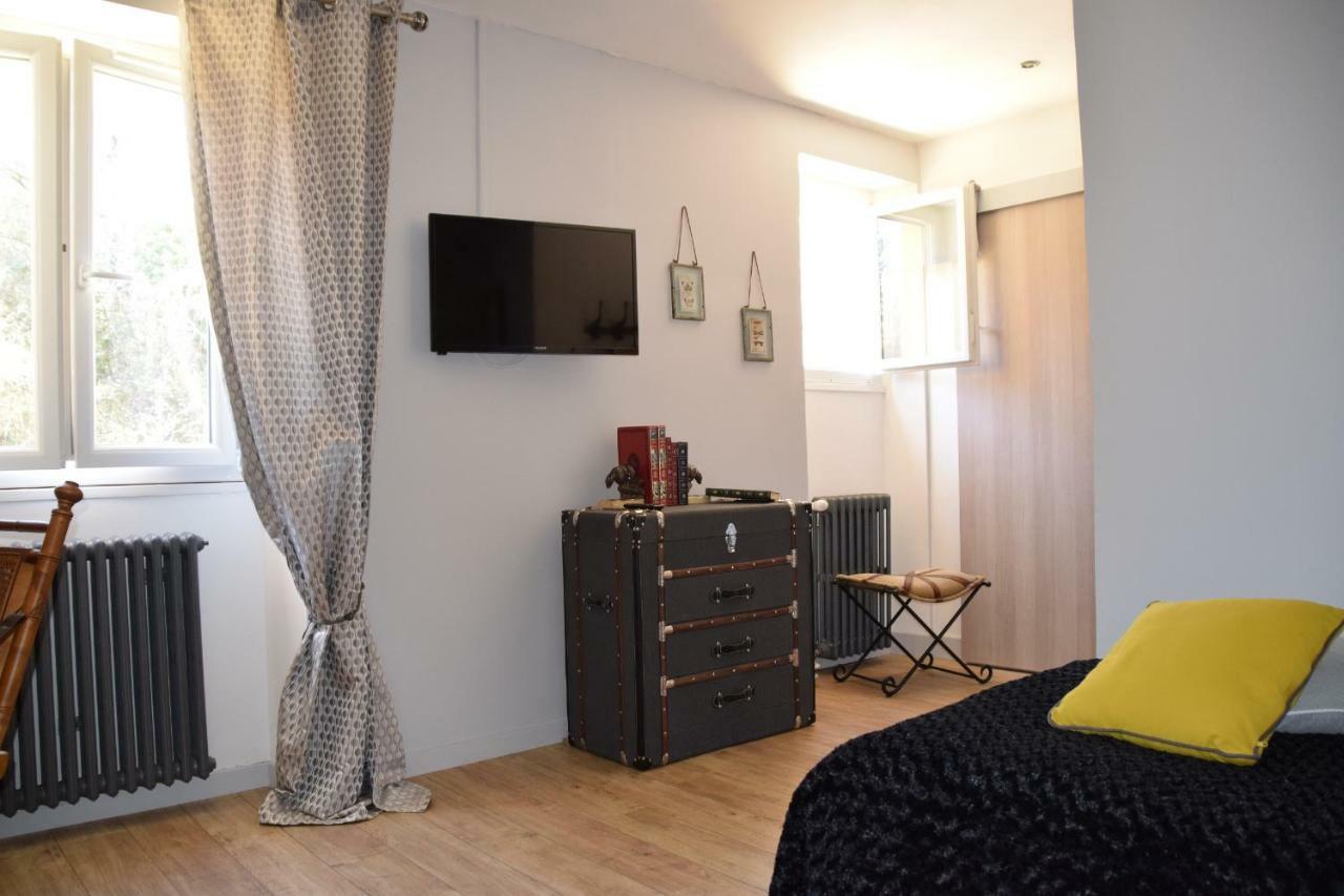 Bed and Breakfast La Chabotine Allas-Les-Mines Екстер'єр фото