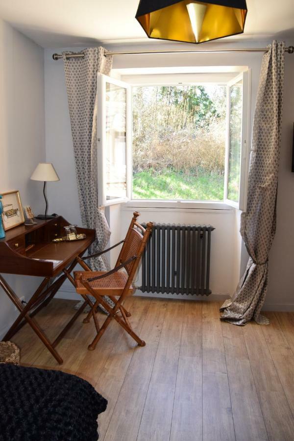 Bed and Breakfast La Chabotine Allas-Les-Mines Екстер'єр фото
