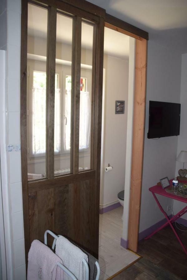 Bed and Breakfast La Chabotine Allas-Les-Mines Екстер'єр фото