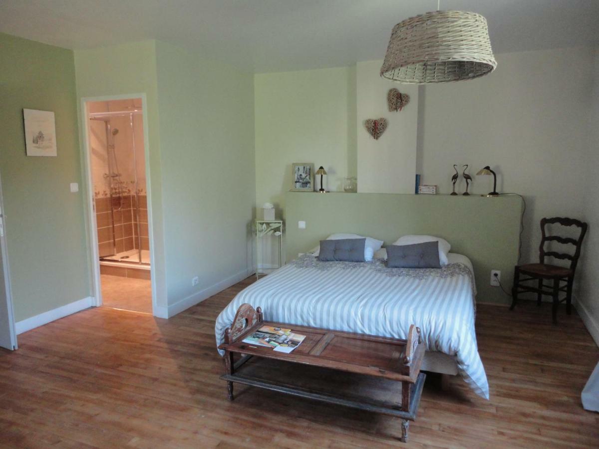 Bed and Breakfast La Chabotine Allas-Les-Mines Екстер'єр фото